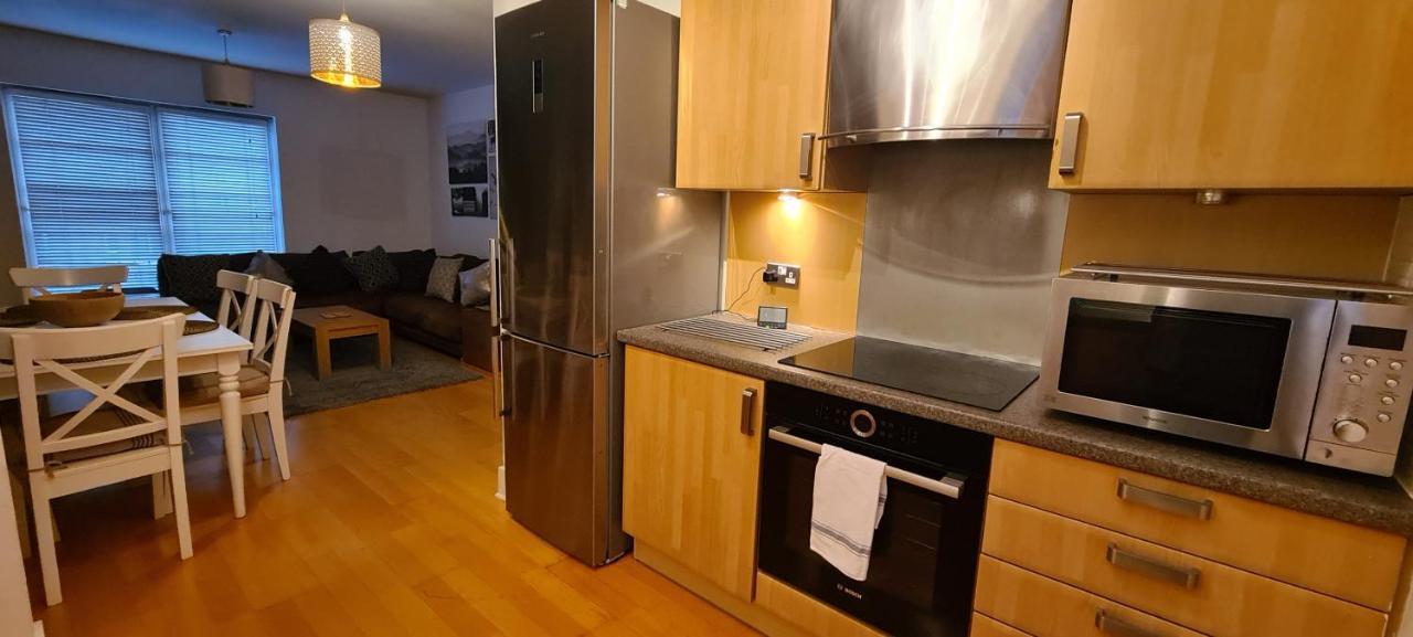Pass The Keys Spacious 3beds Flat Near Centre - Free Parking Appartement